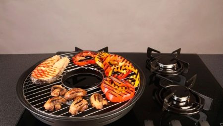 Features and types of pans-grill-gas