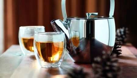 Double-walled glass mugs: features and manufacturers overview