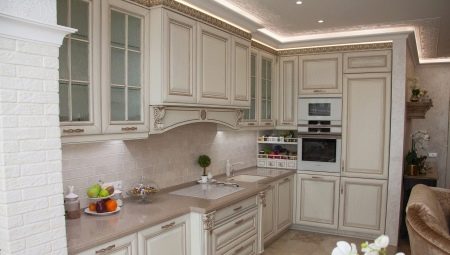 White kitchen with patina: design features and beautiful examples