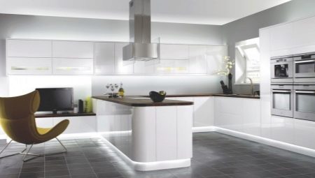 White kitchens in a modern style