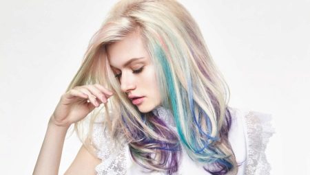 Colored hair: fashion trends and methods of dyeing