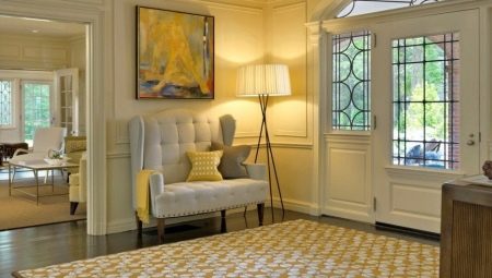 Sofa in the hallway: types and choices