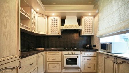 Kitchen design with a dark apron