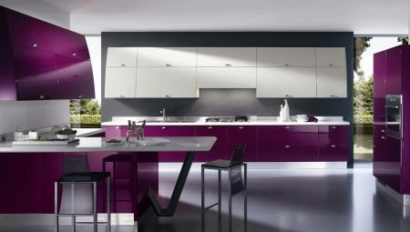 Two-level kitchens: choices and examples in the interior
