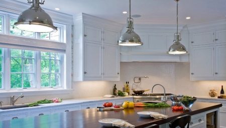 How to organize a working area in the kitchen?