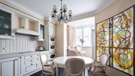 The kitchen combined with the loggia: the rules of association and design