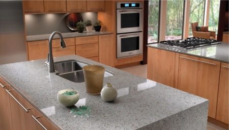 Quartz countertop for the kitchen: how to choose, operate and care?