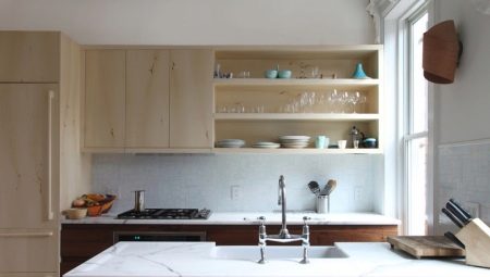 Wall cabinets for the kitchen: varieties and recommendations for selection