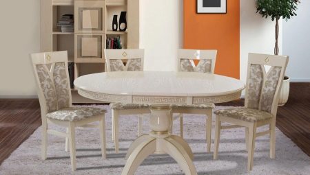 Oval kitchen tables: design options and selection tips