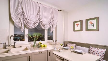All about the curtains in the kitchen