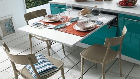 Rozkládací stoly do kuchyně: odrůdy a doporučení pro výběr