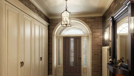 Private entrance hall design