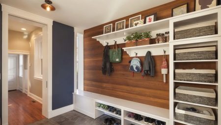 Using a laminate for wall decoration in a hallway