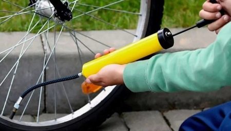 Pumps for bicycles: types and choices