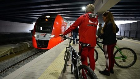 Rules for transporting a bicycle in an electric train