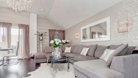 ورق حائط خفيف في القاعة: الميزات والتوصيات