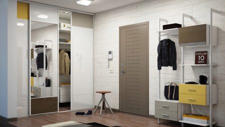 Built-in hallway: pros and cons, varieties, choice, examples in the interior