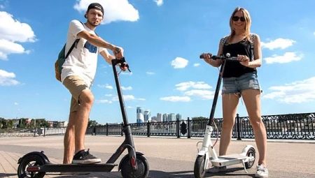Kugoo electric scooters: varieties, choice, rules of use