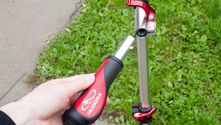 Scooter grips: why are they needed and how to change them?