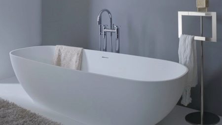 Ceramic baths: varieties and tips for choosing