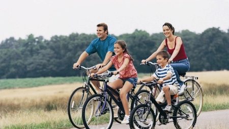 Who invented the bicycle and when?