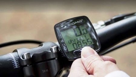 Bicycle computers: device and functions, rules for selection and installation