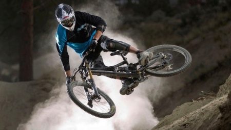 Bicycle for trial: features and recommendations for choosing