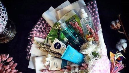 Bouquets of cosmetics: what are and how to make?