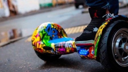 Hvordan fjernes et hjul fra en gyroscooter?