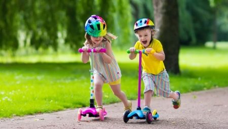 How to choose a scooter for a child 3-4 years old?