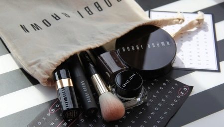 Features of Bobbi Brown cosmetics