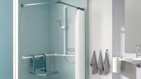 Corner curtains for the bathroom: types, tips for choosing