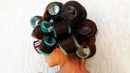 Curlers for volume at the roots: learning to choose and use correctly