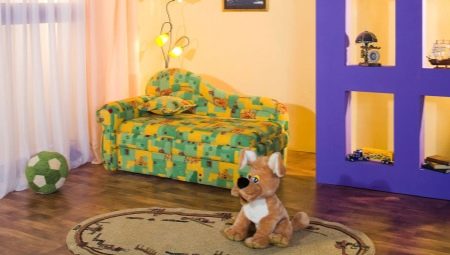 Children's roll-out sofa: features and choice