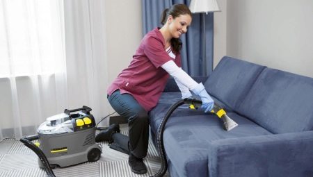 How to clean a sofa with a vacuum cleaner?