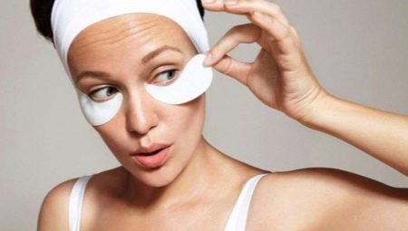 How to apply patches under the eyes?