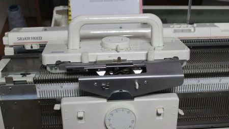 Pletací stroje Silver Reed: modely, doporučení pro výběr