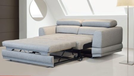 Sliding forward sofas: features and varieties