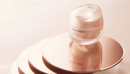 Japansk kosmetik til ansigter: fordele, ulemper og mærker