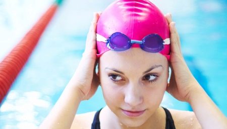 Women's hats for the pool: description, types, selection rules