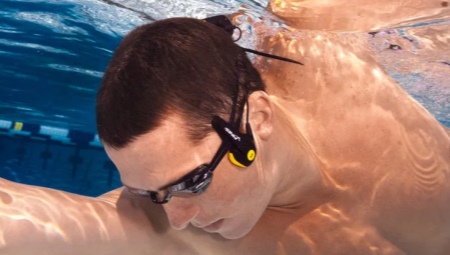 How to choose a player for the pool?