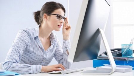 What computer programs should be indicated in the resume?