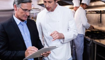 Restaurant manager: who is it and how to become?