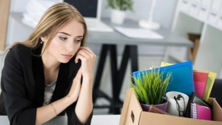 El motiu de l’acomiadament del treball al currículum: què escriure?