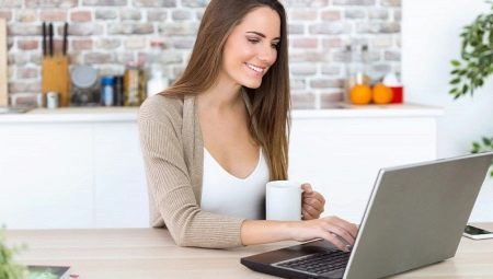 Java programmer: features, advantages and disadvantages, study and knowledge