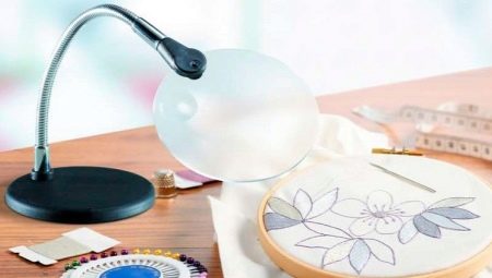 How to choose a magnifying glass for needlework?