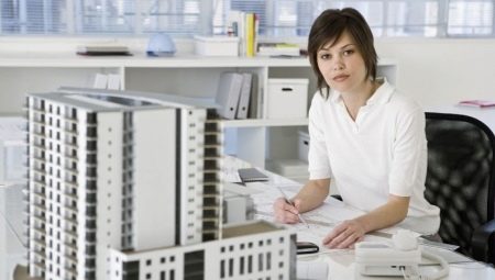 What items need to be handed over to the architect?