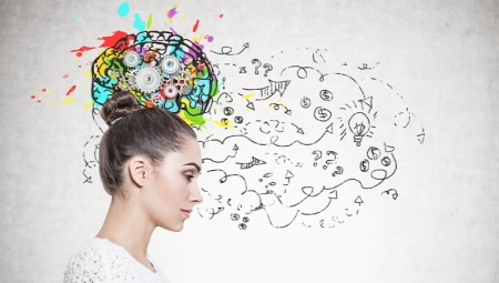 Mechanical and logical memory: distinctive features and methods of development