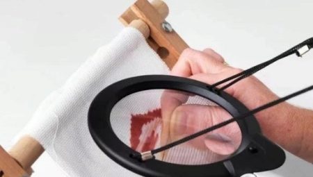 Choose a magnifying glass with illumination for embroidery and needlework