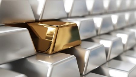 What is the difference between white gold and yellow?